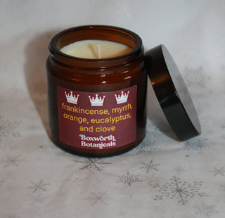 A small Christmas candle made with GM free soya and pure frankincense, myrrh, eucalyptus, orange and clove essential oils. Comes with a lid, ideal for taking on your travels.